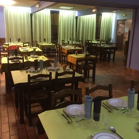 Ξενοδοχείο Restaurant L'agapanthe Pont-de-Salars