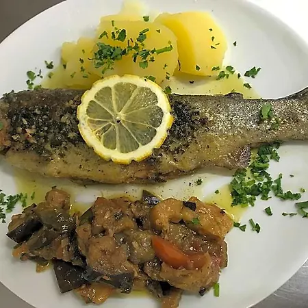 Hotel Restaurant L'agapanthe 3*