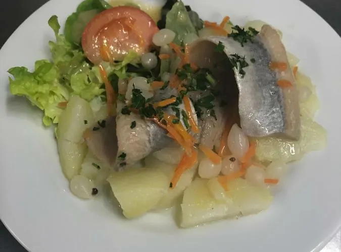 Hotel Restaurant L'agapanthe 3*